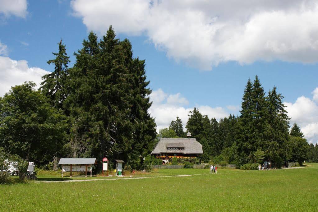 Parkhotel Waldlust Hausern Bagian luar foto