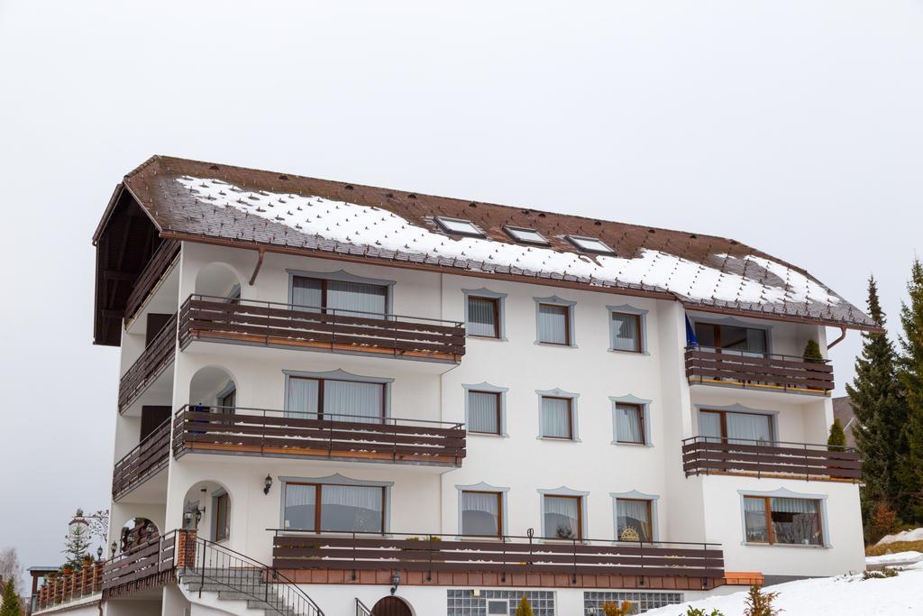 Parkhotel Waldlust Hausern Bagian luar foto