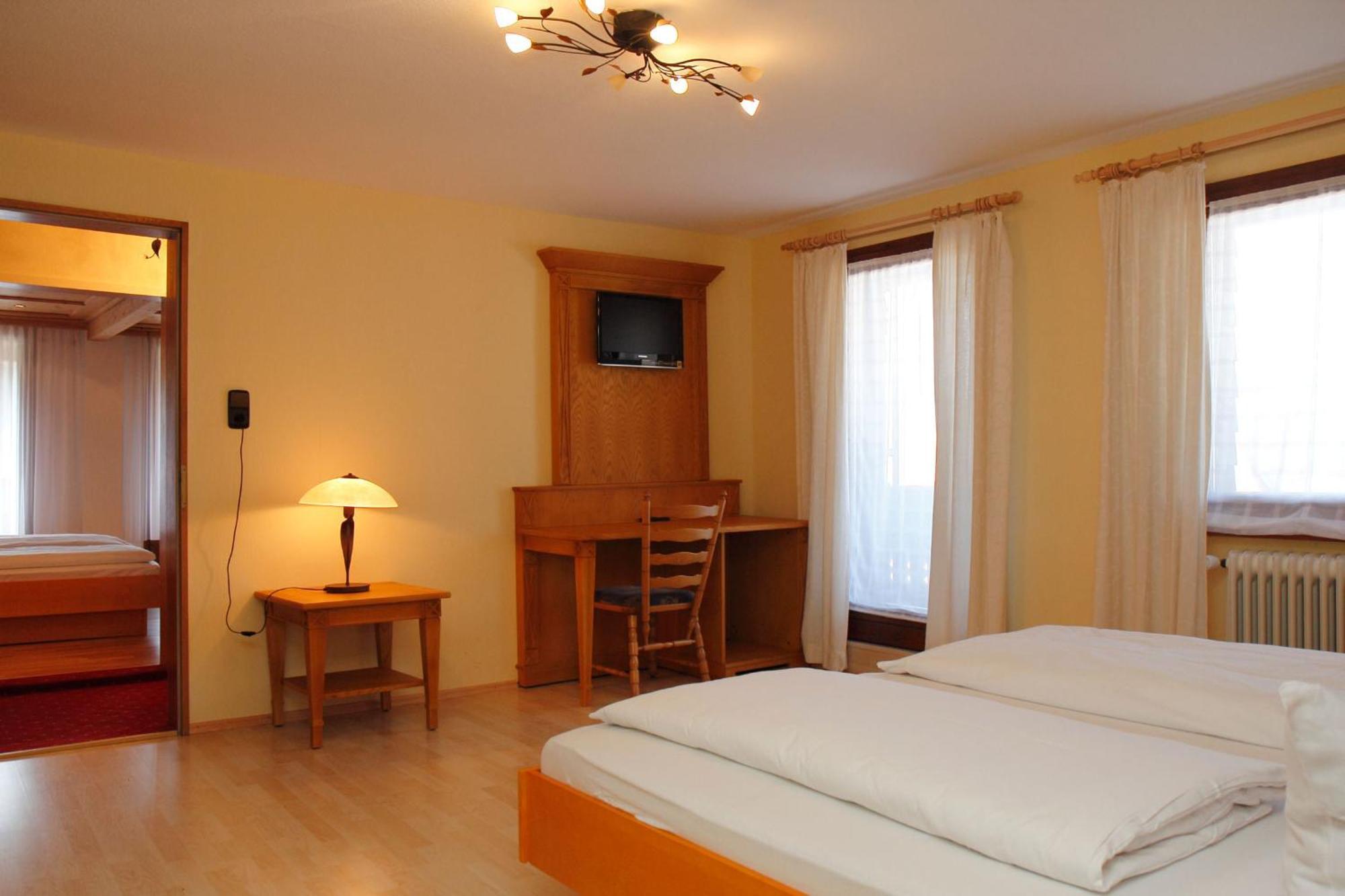 Parkhotel Waldlust Hausern Bagian luar foto