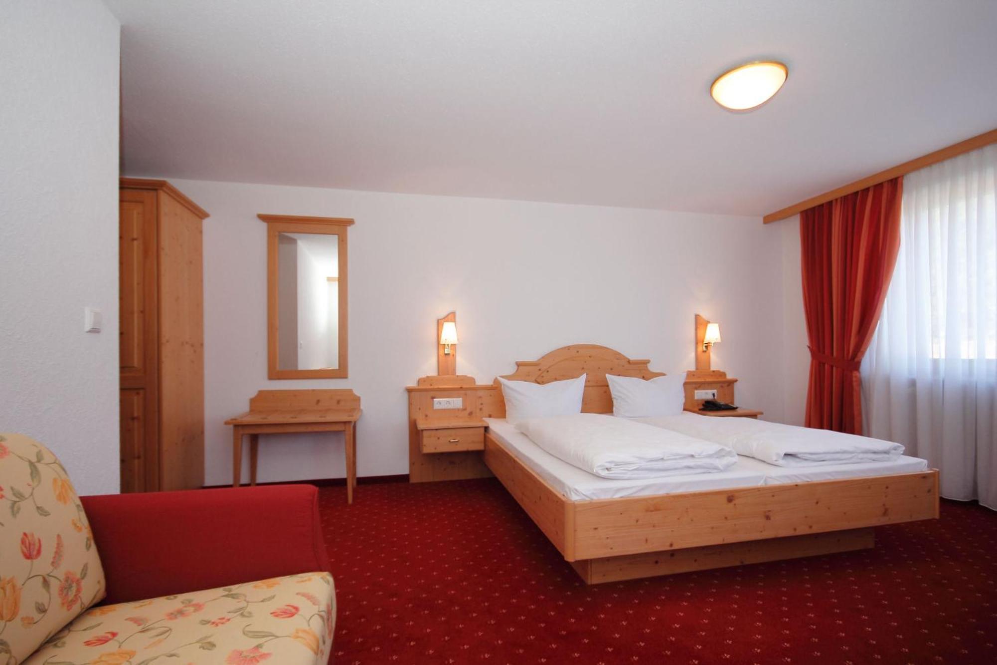 Parkhotel Waldlust Hausern Bagian luar foto