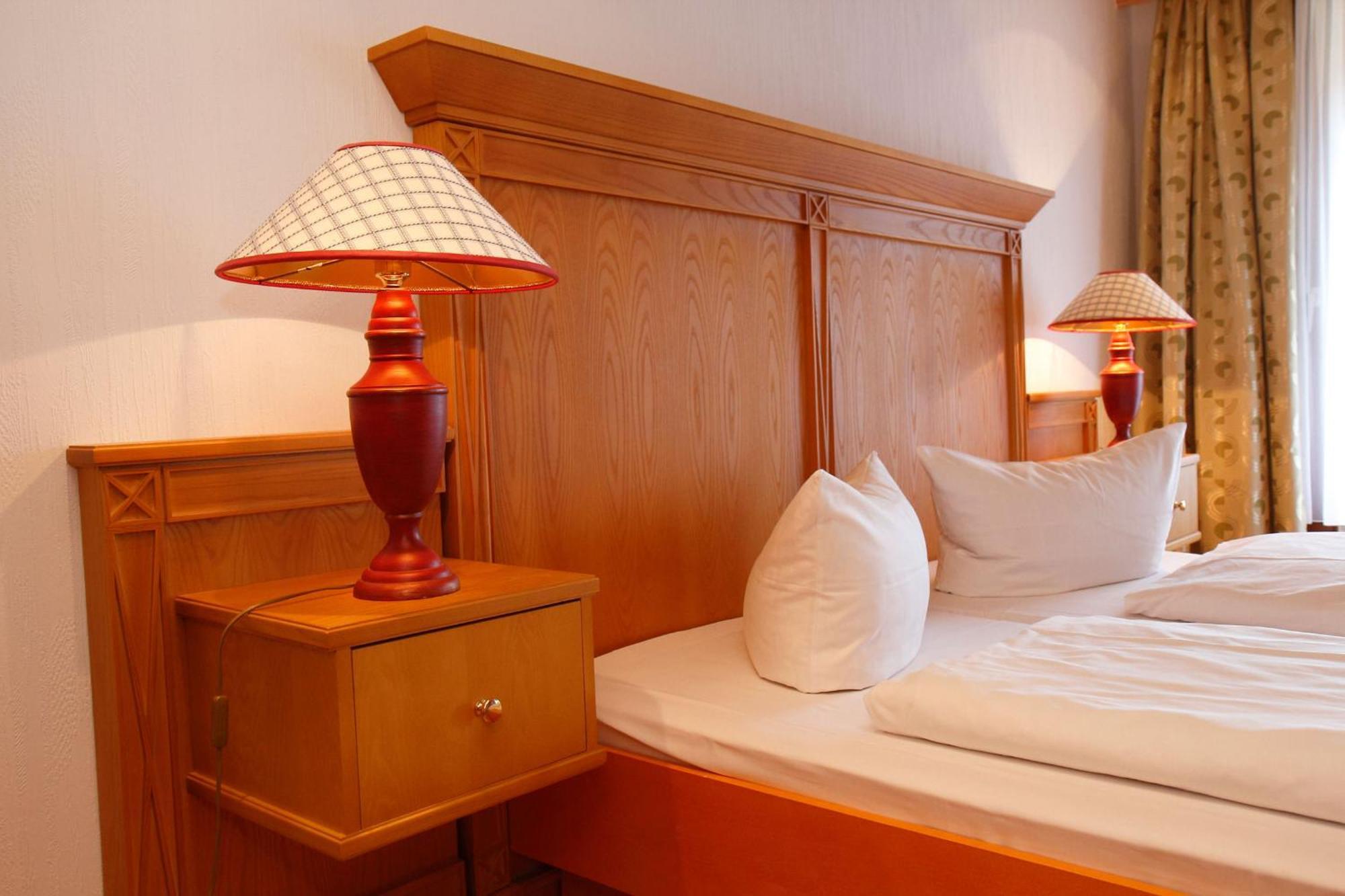 Parkhotel Waldlust Hausern Bagian luar foto