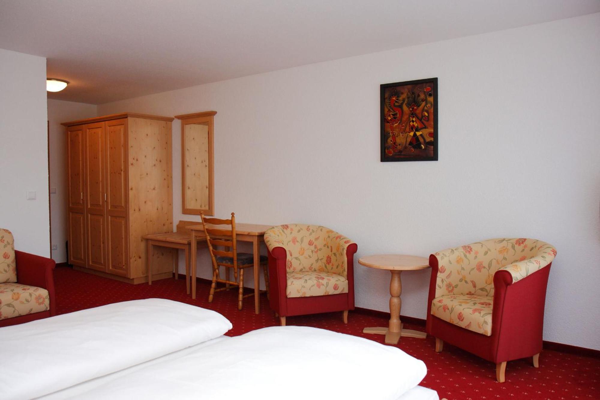 Parkhotel Waldlust Hausern Bagian luar foto