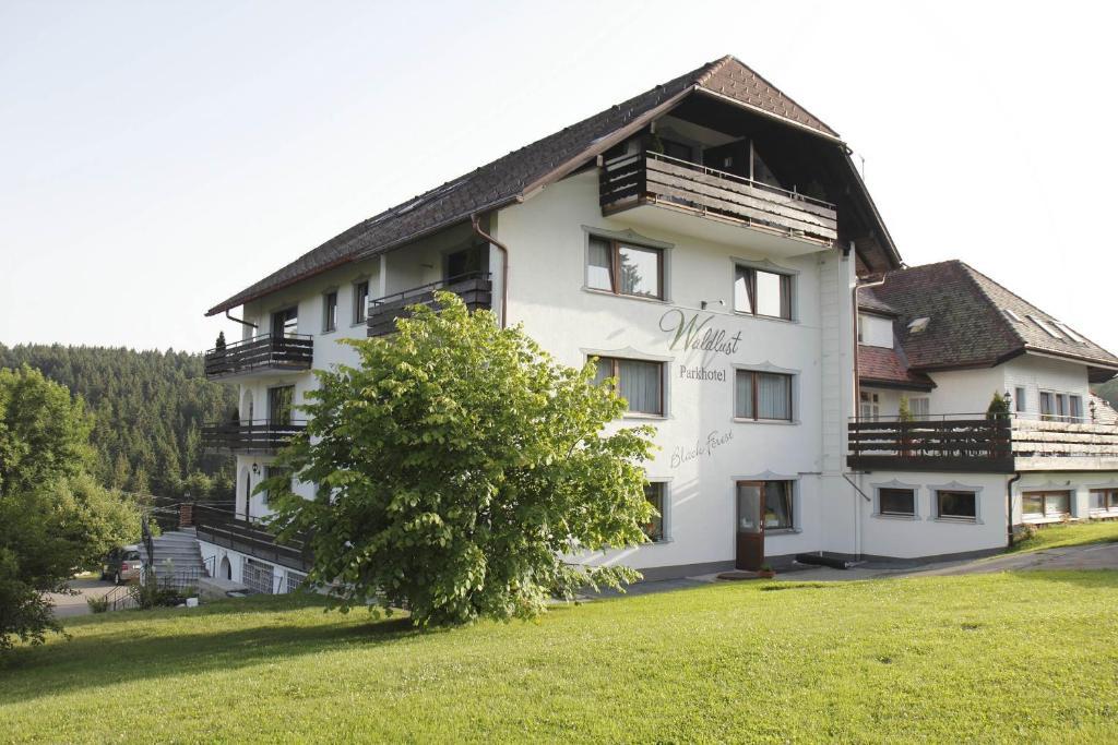 Parkhotel Waldlust Hausern Bagian luar foto